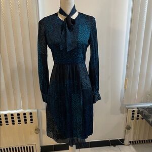 ELIE TAHARI ONCE WORN Elegant Blue Leopard Print Dress SIZE 0 like new